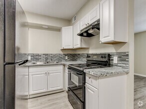 Building Photo - 1000 NW 88th St