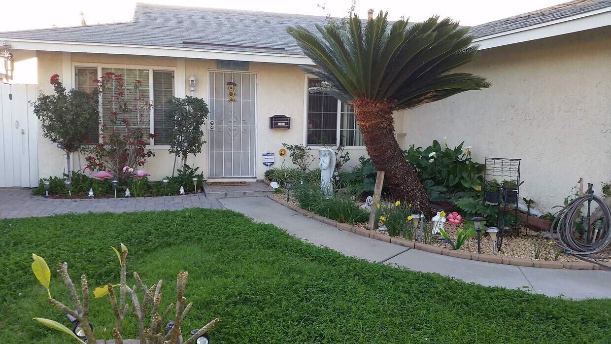 Primary Photo - 10055 Tudor Ave
