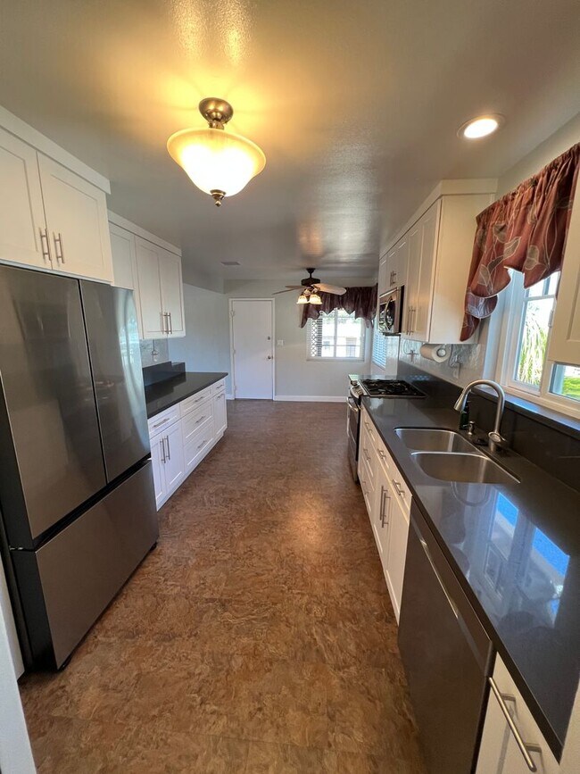 Foto del edificio - Move in Special!! $750 off 1st Month's Rent!!