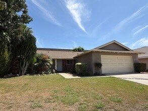 Building Photo - 10774 Mercer Ave