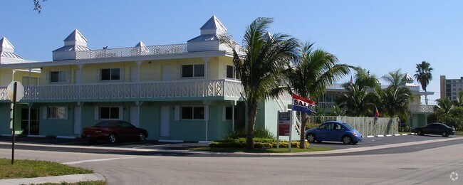 Building Photo - Marvilla