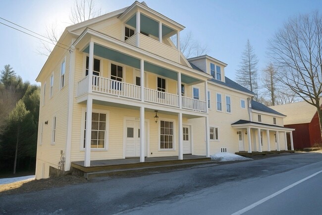 Building Photo - 73 Main St