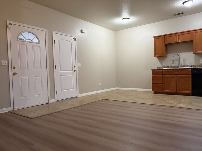 Building Photo - 8001 Walpole Ave