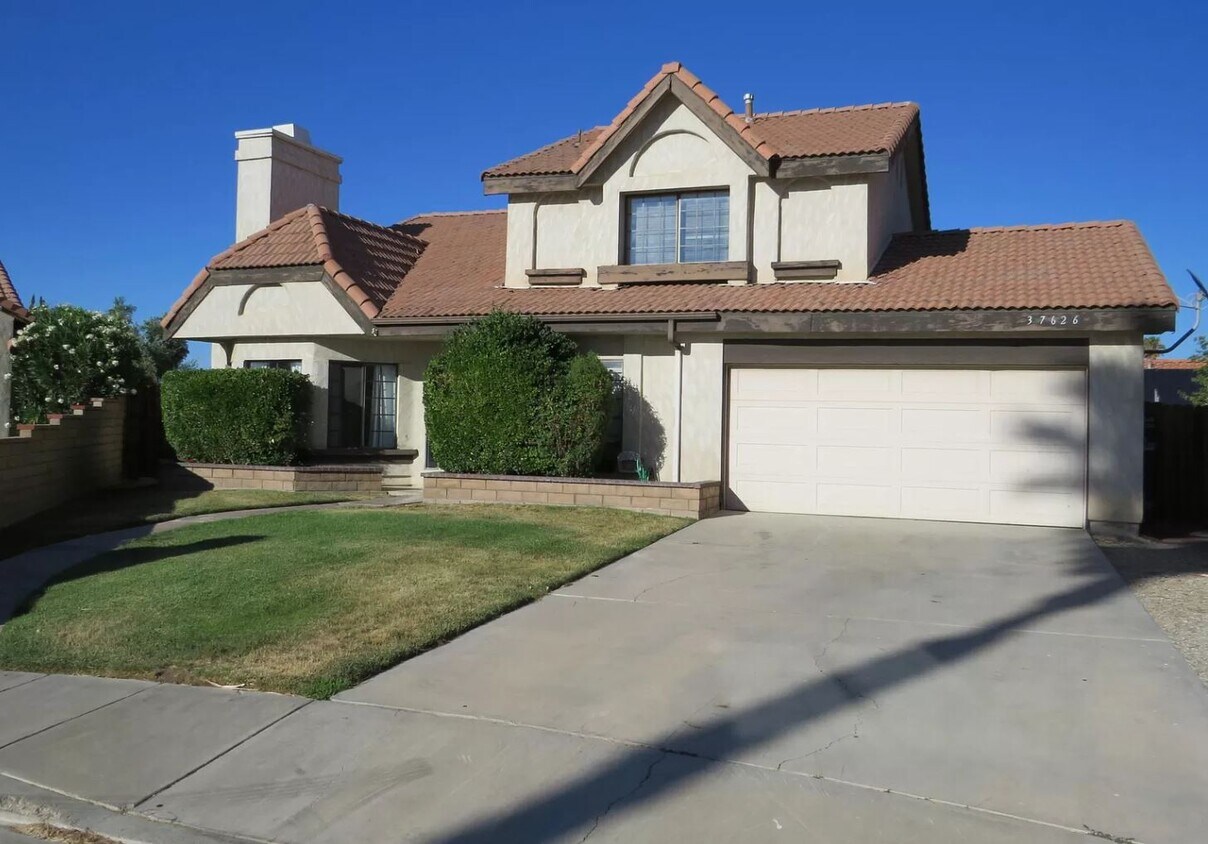 37626 Adela Ct, Palmdale, CA 93552 House Rental in Palmdale, CA