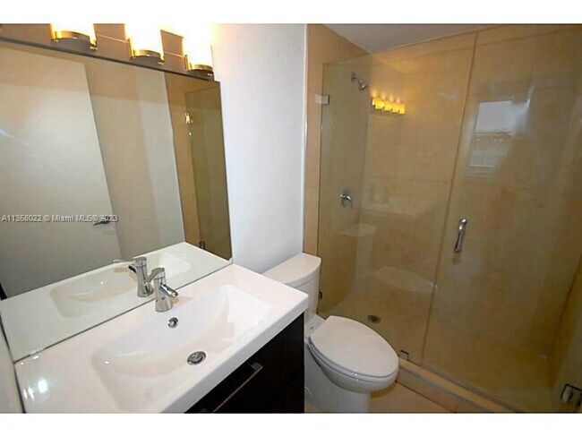 Foto del edificio - 1008 Jefferson Ave