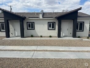 Building Photo - 383 N 16th St