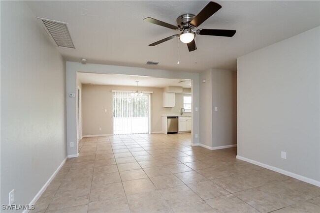 Foto del edificio - 915 SE 19th St