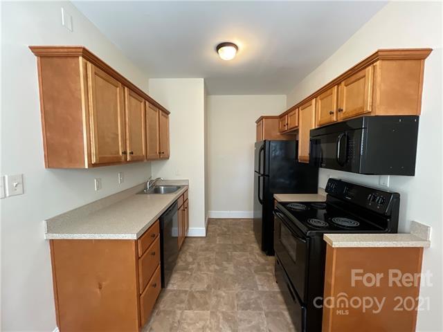 Foto del edificio - 1616 E 8th St