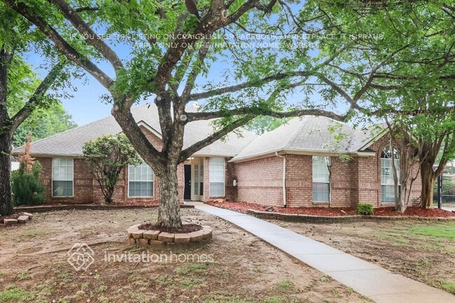 Building Photo - 1501 Hunter Ct