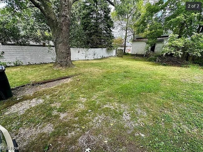 Building Photo - 1223 Atwood Ave