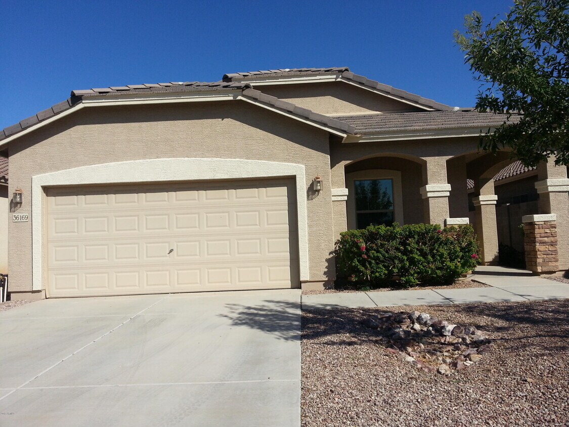 Foto principal - 36169 N Mirandesa Dr