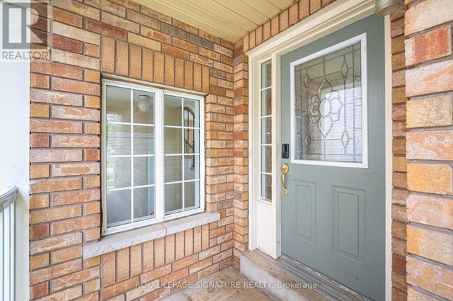 Building Photo - 3968 Oland Dr