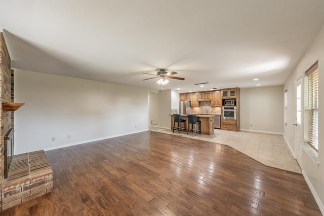 Foto del edificio - 3609 Spring Meadow Ln