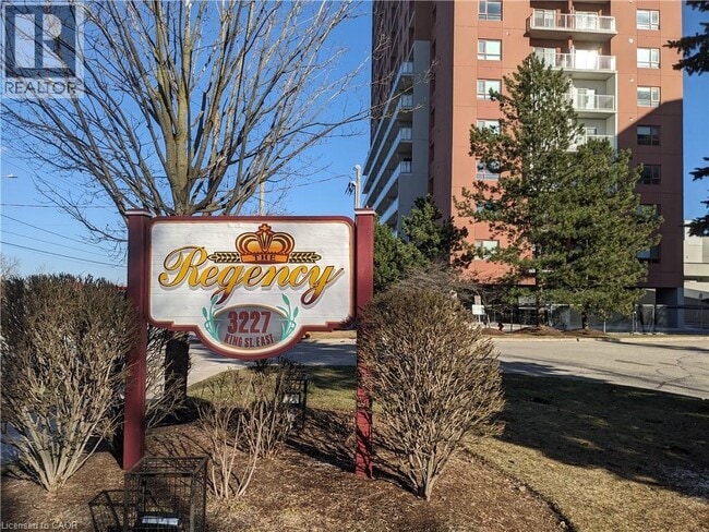 Building Photo - 3227 King St E