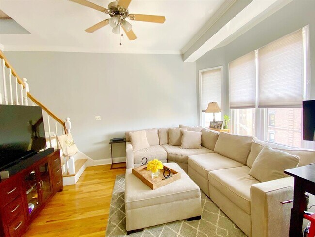 Foto del edificio - 101 Willow Ave