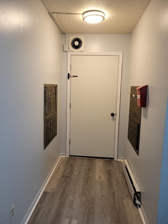 Entrance - Douglas Oaks