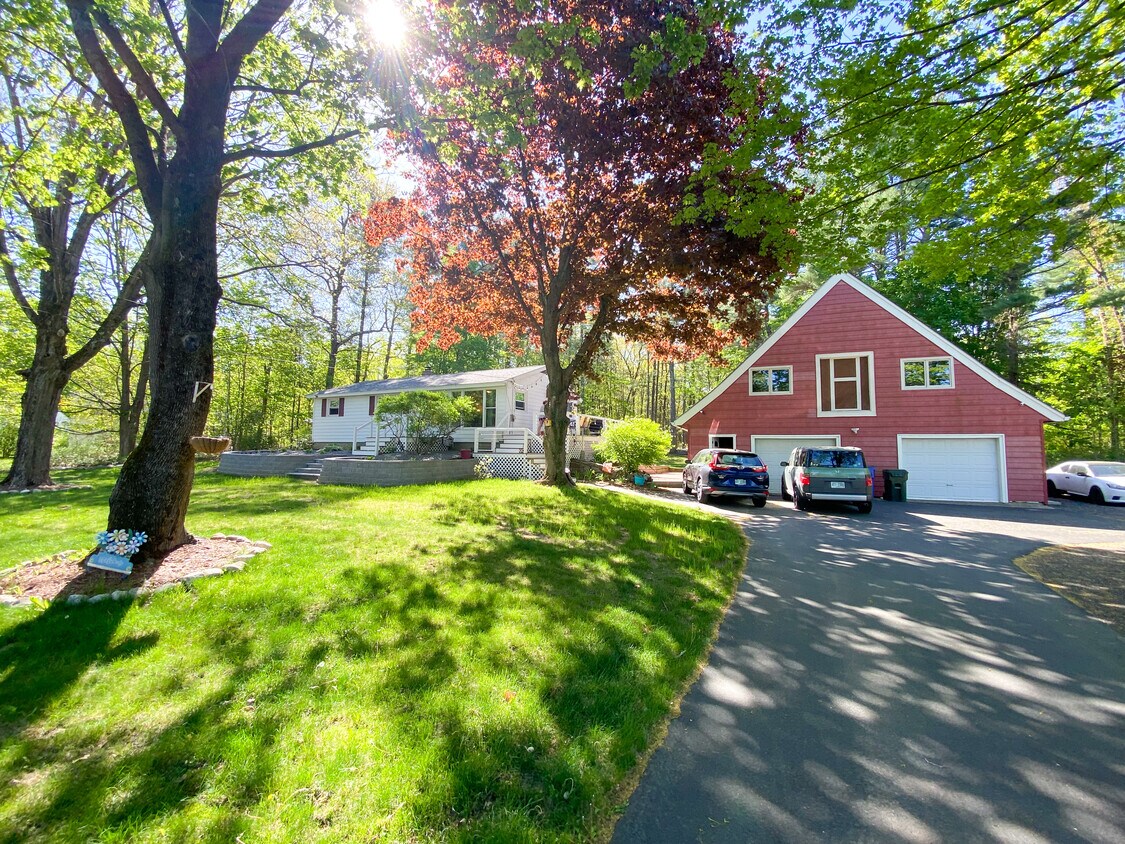 Primary Photo - 187 Pillsbury Rd