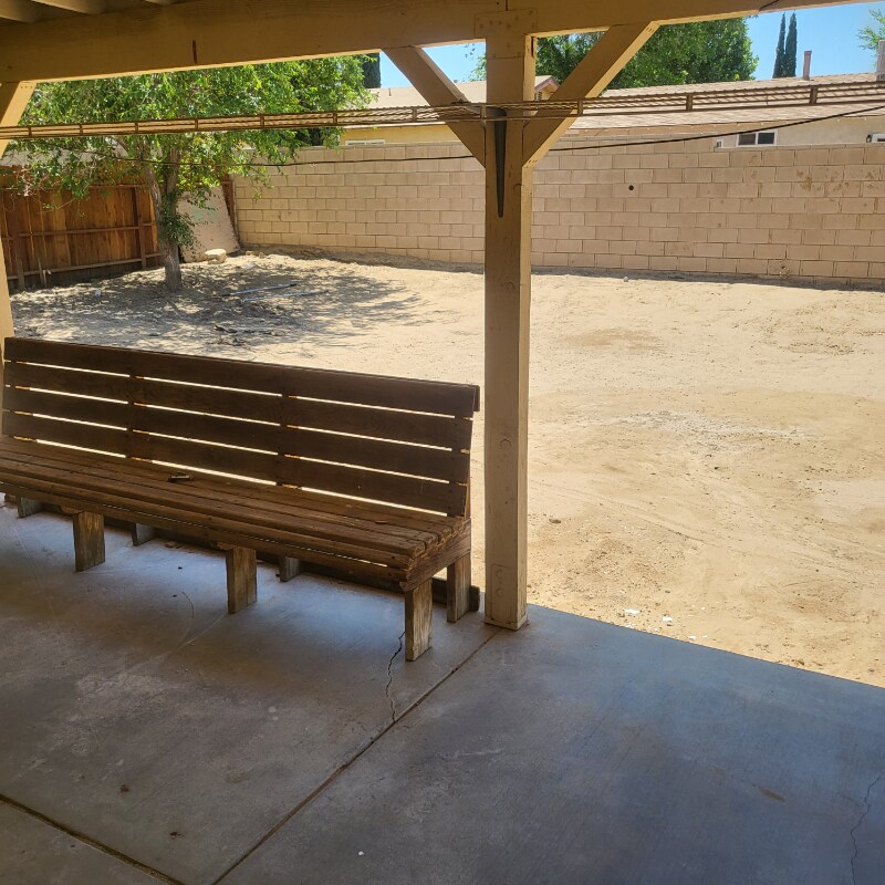 Foto del edificio - 4284 Yew St