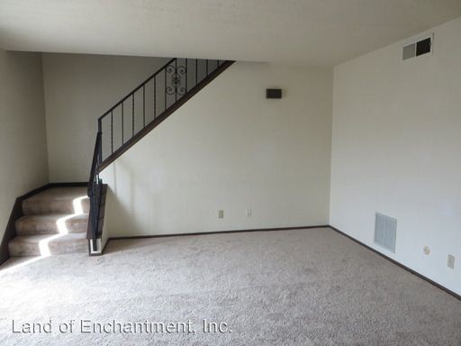 Building Photo - 8436 Spain Rd NE