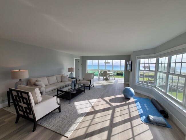 Foto del edificio - 120 Celestial Way