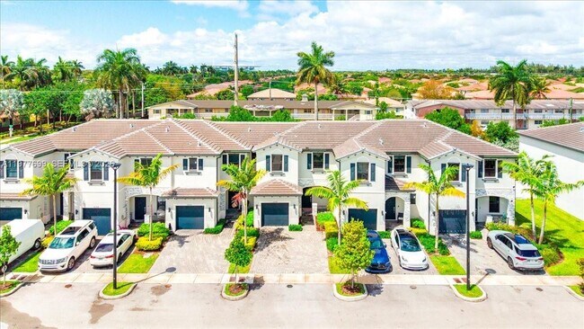 Foto del edificio - 20344 NW 6th Pl