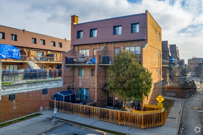Photo du bâtiment - Cooper Mills Townhomes