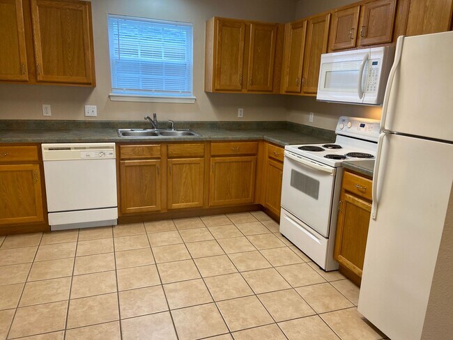Foto del edificio - Condominium in Academy Commons