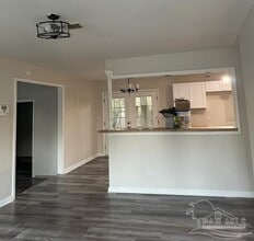 Building Photo - 1545 Kyle Dr