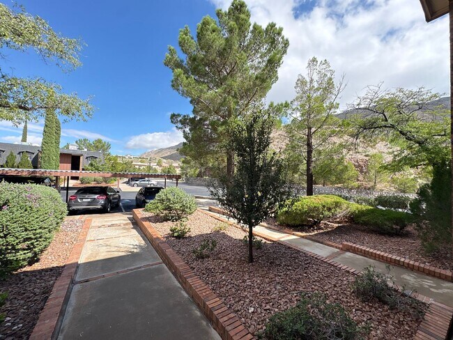Foto del edificio - 4800 N Stanton St