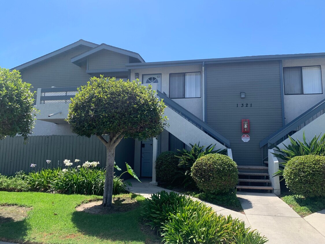 Longwood Apartments 1319 Peckham St Fullerton, CA Apartments for