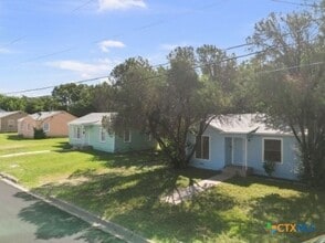 Building Photo - 1408 Mulford St