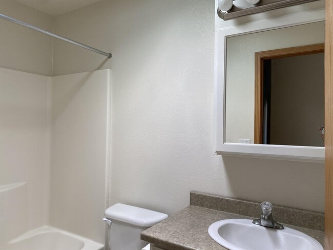 Building Photo - 1373 Wrangler Ct