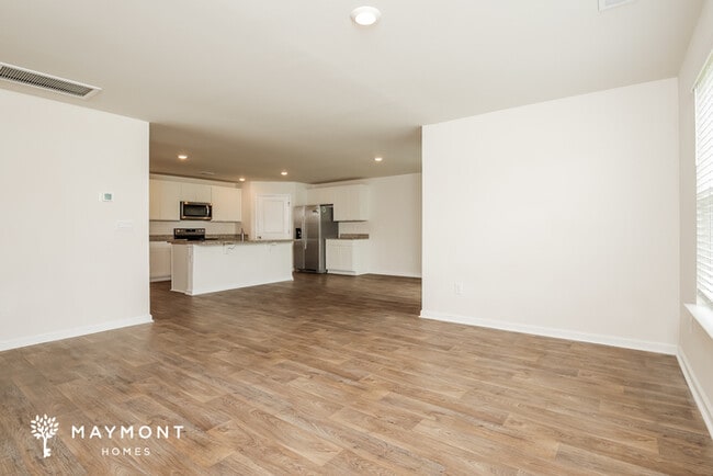 Foto del edificio - 105 Clover Walk Dr