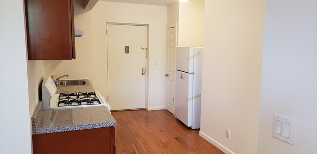 Building Photo - 138 Thomas S Boyland St