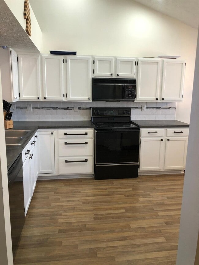 Building Photo - 3568 Forest Spring Ct