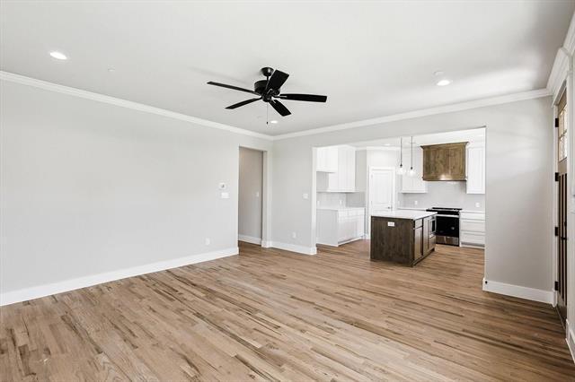 Foto del edificio - 516 Woodside Trl