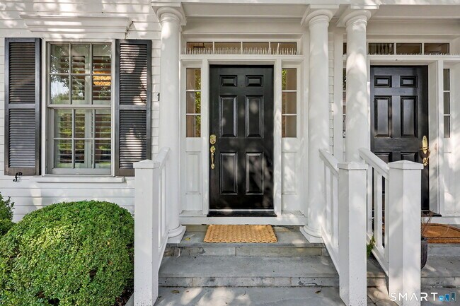 Foto del edificio - 16 Elmwood Drive