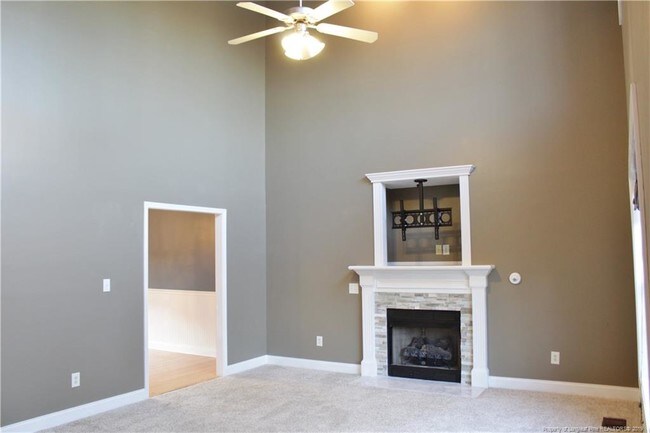 Building Photo - 330 Dunbar Dr