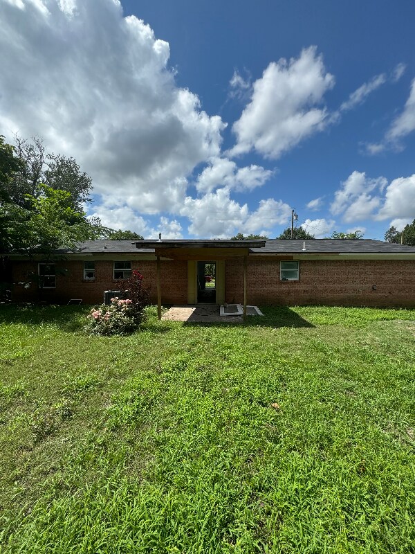 Building Photo - 1412 E Dawson St