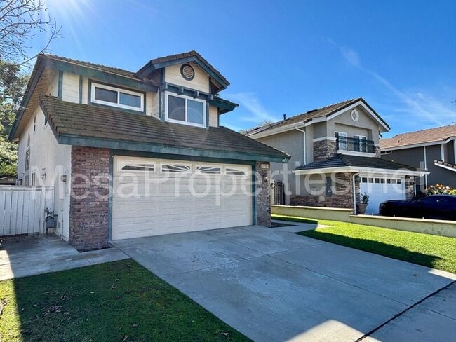 Foto del edificio - 15572 Ficus St