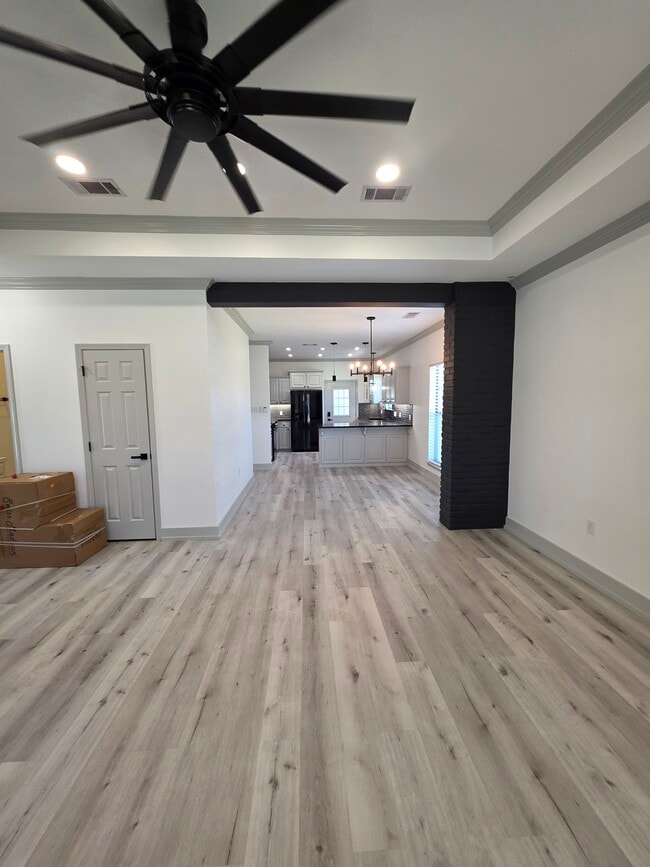 Building Photo - 7476 Woodland Trace Ct