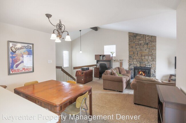 Building Photo - 2 br, 1 bath House - 8466 Everett Way Unit E