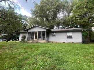 Building Photo - 131 Snug Harbor Cir