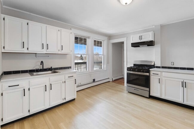 Photo - 248 Rantoul St Apartment