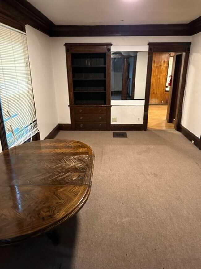 Foto del edificio - 605 E Buchtel Ave