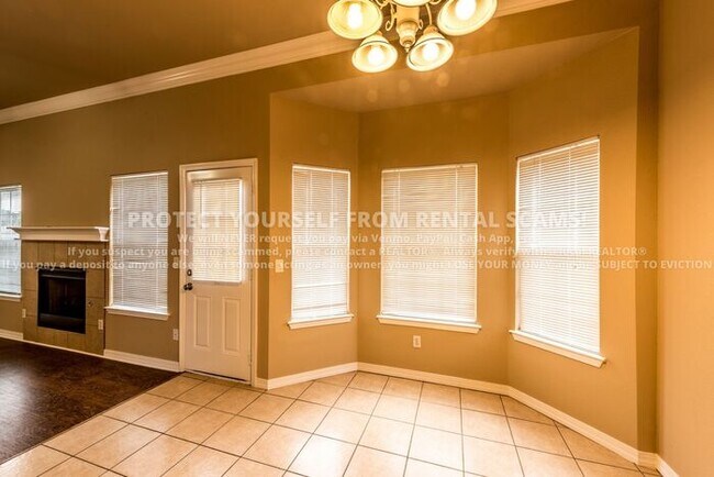 Foto del edificio - 6871 Cutter Ct