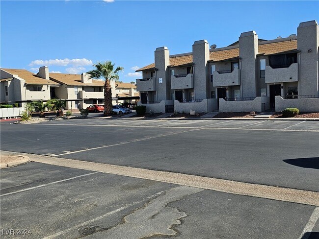 Foto del edificio - 3749 Carlyle Dr