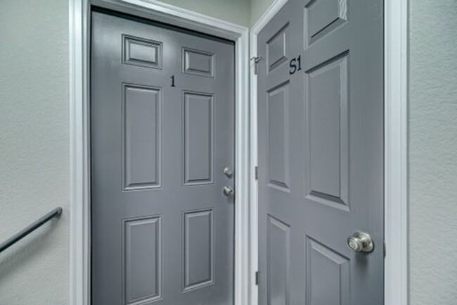 Photo - 1495 Manitou Blvd Apartment