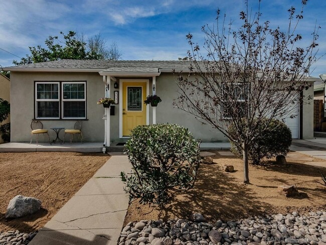 Building Photo - 4540 Olive Ave