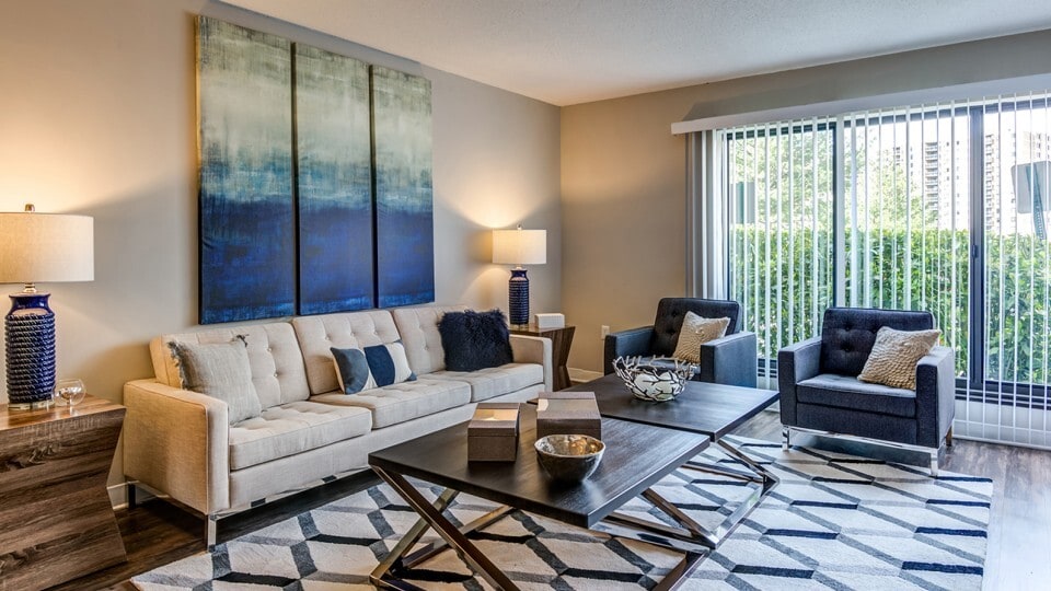 Arrive Alexandria Apartments 240 Yoakum Pky Alexandria, VA